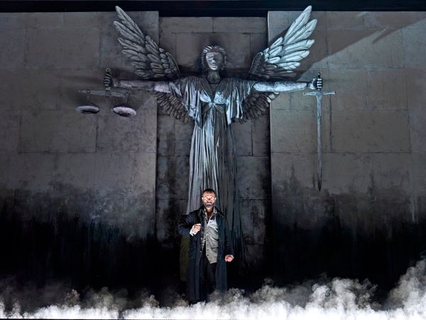 Ramin Karimloo Photo