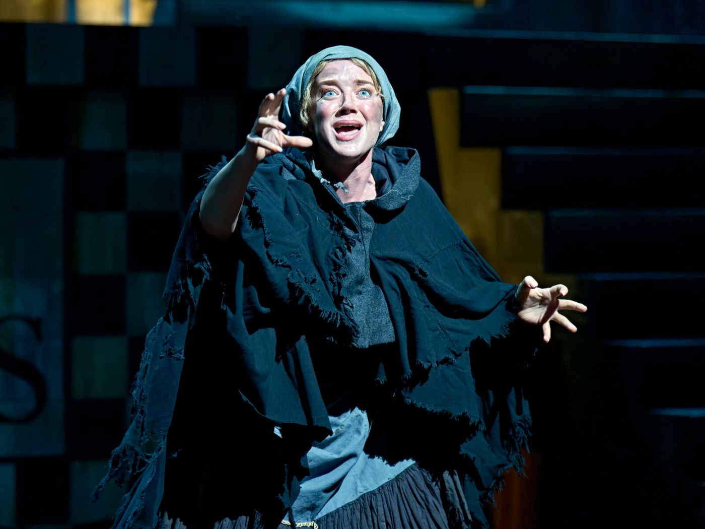 Photos: Ramin Karimloo and More in SWEENEY TODD at Birmingham Rep Image