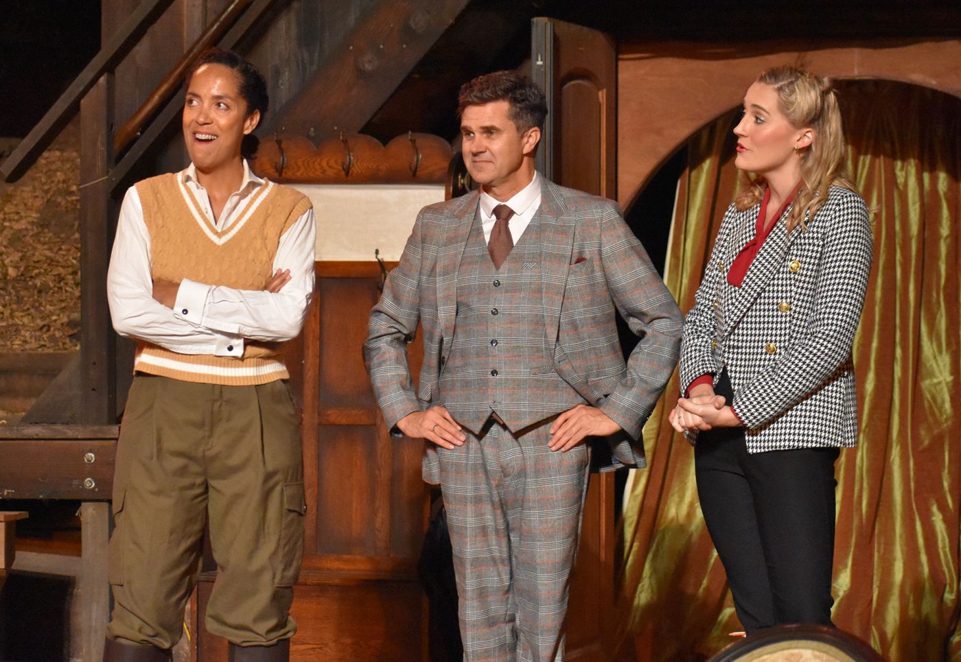 Photos: WAITING IN THE WINGS To Open At Theatricum Botanicum Image