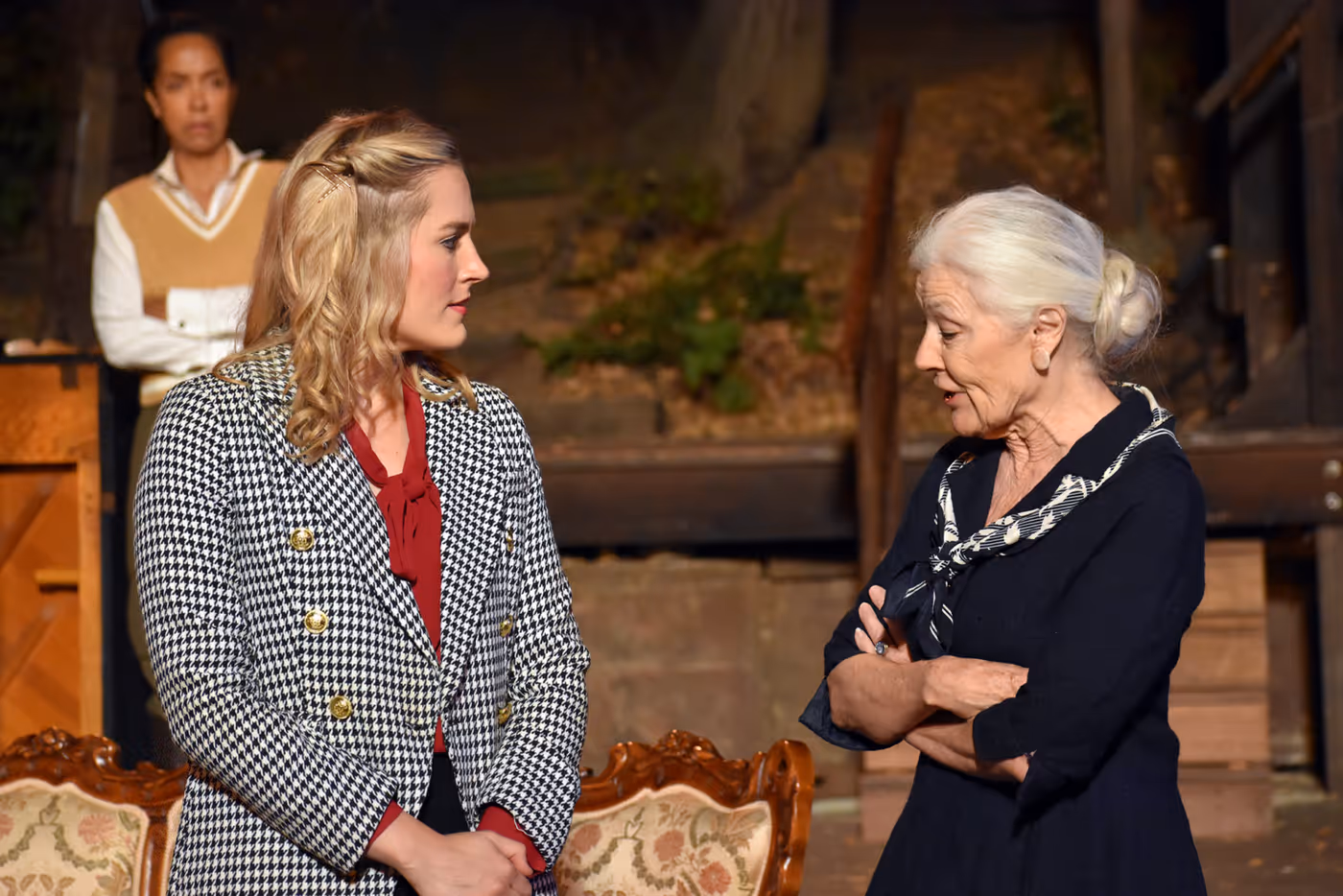 Photos: WAITING IN THE WINGS To Open At Theatricum Botanicum Image