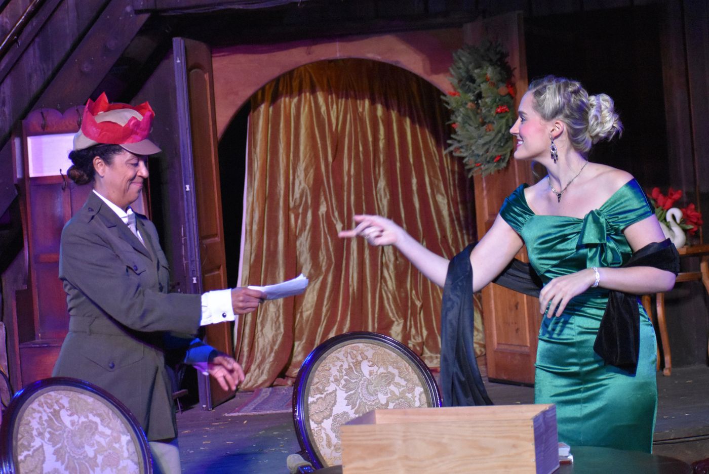 Photos: WAITING IN THE WINGS To Open At Theatricum Botanicum Image