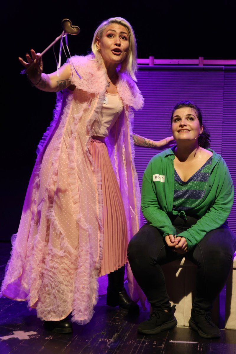 Review: TUTTO FA BROAD-WAY al PICCOLO TEATRO GARBATELLA Image