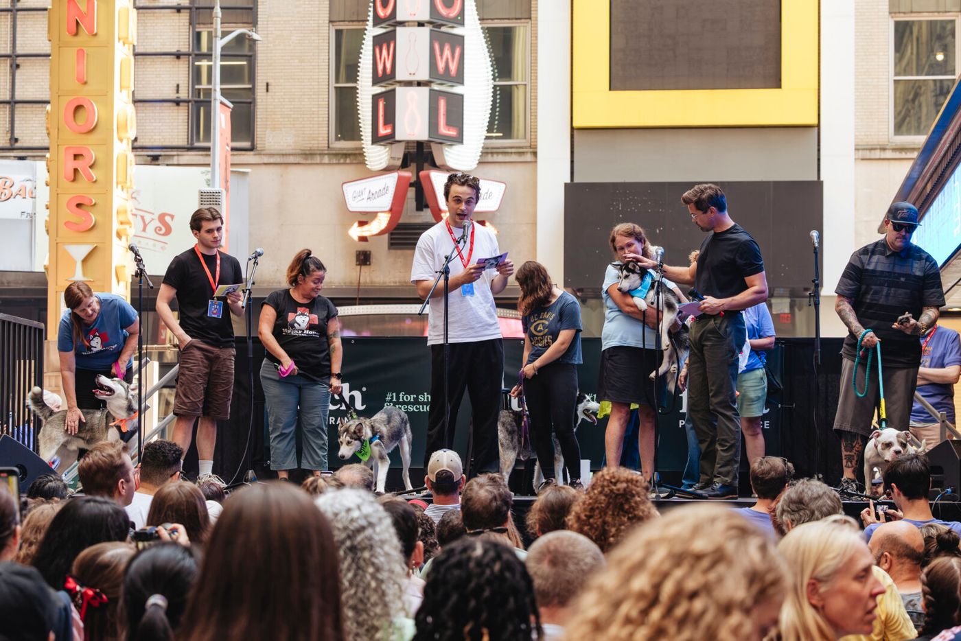 Photos: Go Inside Broadway Barks 2026 Image