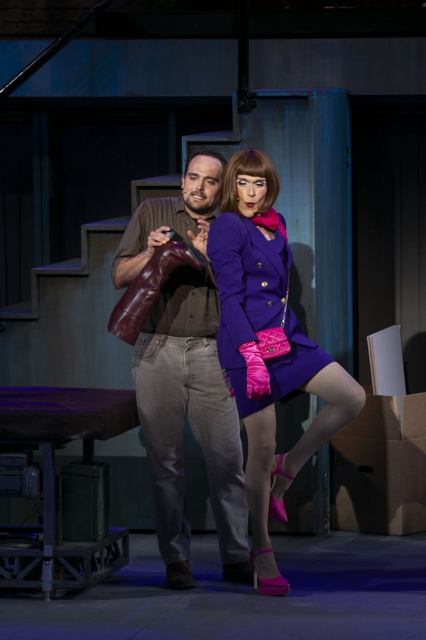 Review: KINKY BOOTS at CHATEAU DE KARREVELD Image