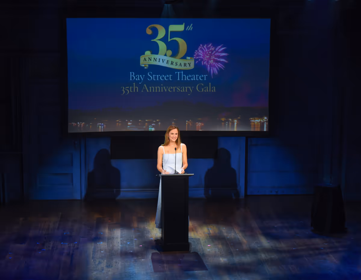 Jennifer Garner at Photos: Lin-Manuel Miranda Honored With Lifetime Achievement Award at Bay Street Theater Gala