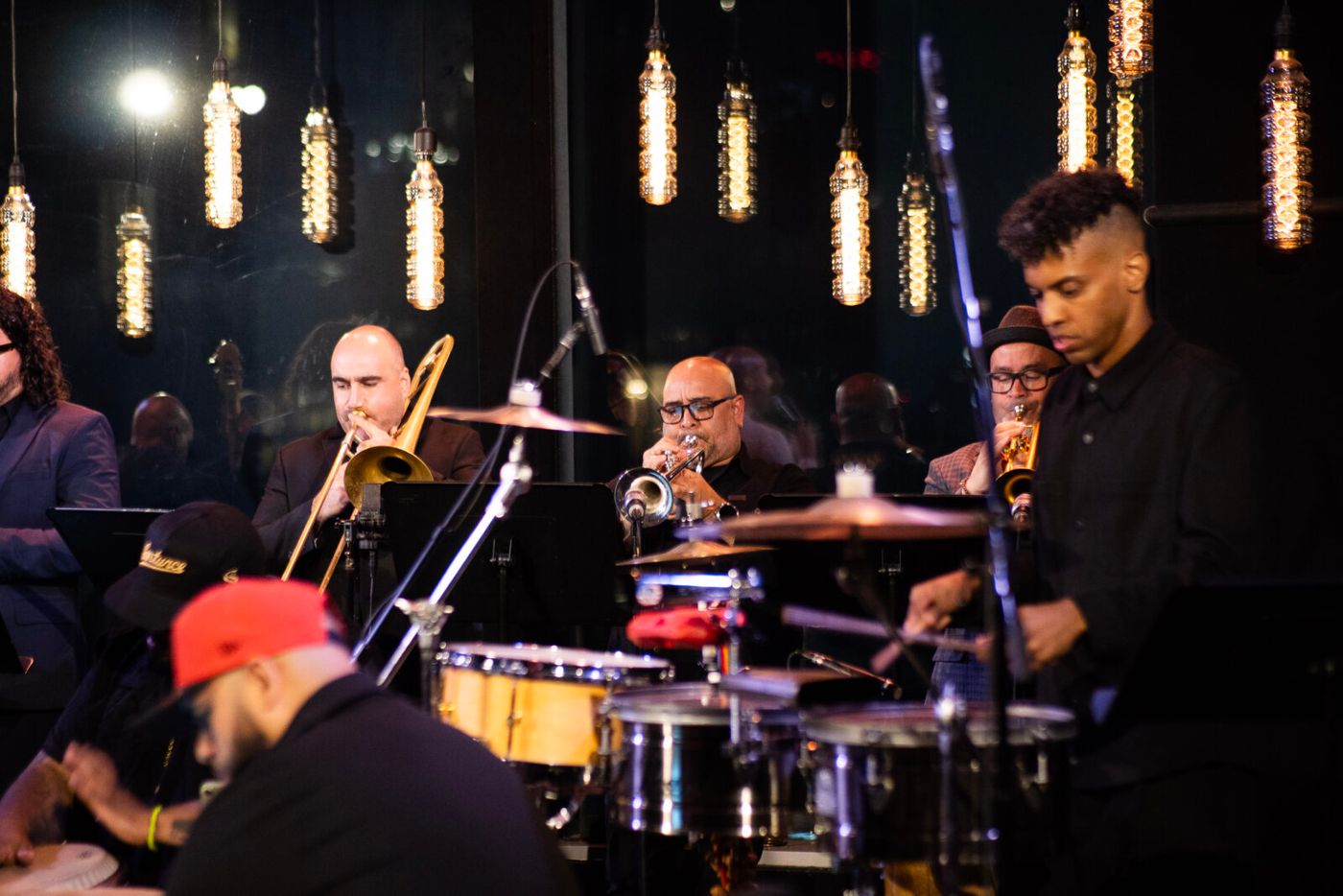 Photos: See Highlights of Anthony Almonte at Dizzy's Club Image