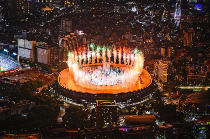 Review: Mrs. GREEN APPLE Concludes “ZENJIN MITO TO IM/MUTABLE” at Japan National Stadium Image