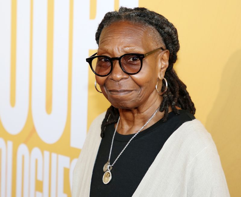 Photos: THE WHOOPI MONOLOGUES Company Celebrates Opening Night — photo 12 of 47