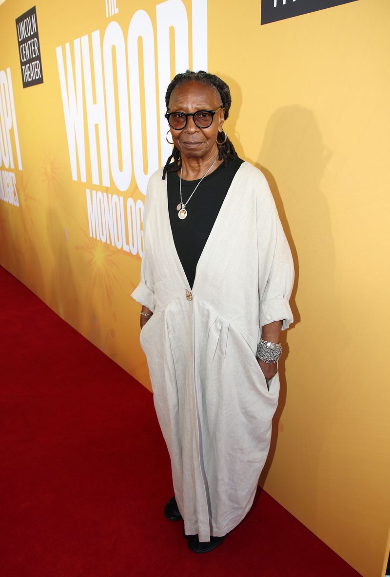 Photos: THE WHOOPI MONOLOGUES Company Celebrates Opening Night — photo 13 of 47