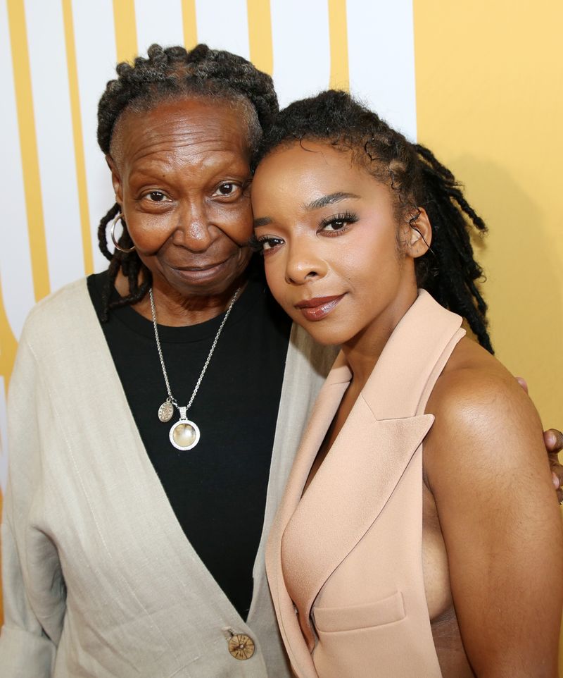 Photos: THE WHOOPI MONOLOGUES Company Celebrates Opening Night — photo 39 of 47