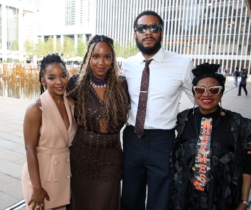 Photos: THE WHOOPI MONOLOGUES Welcomes Angela Bassett, Ayo Edebiri, Sara Bareilles and More on Opening Night — photo 16 of 89