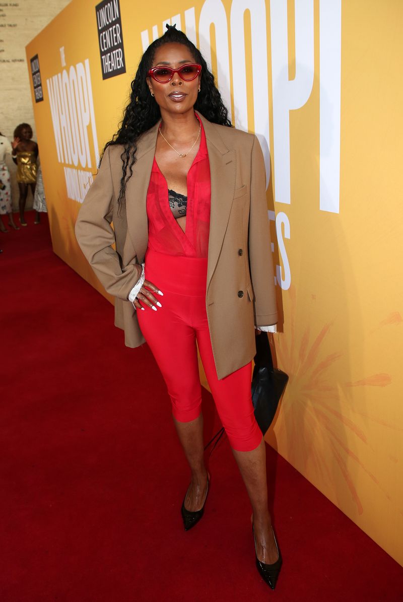 Photos: THE WHOOPI MONOLOGUES Welcomes Angela Bassett, Ayo Edebiri, Sara Bareilles and More on Opening Night — photo 78 of 89
