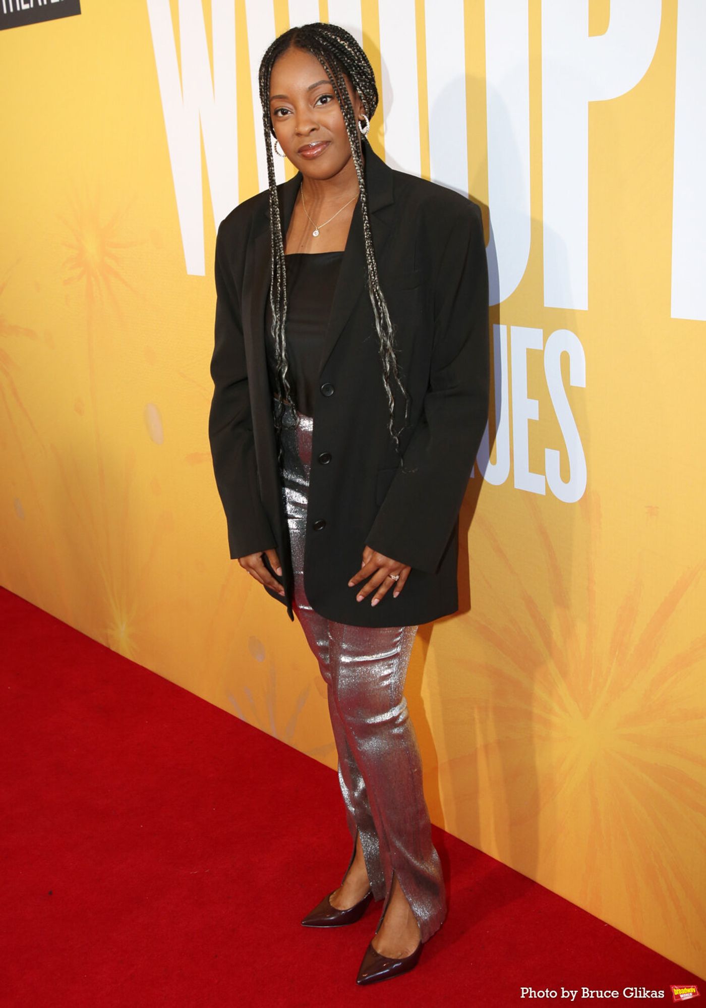 Photos: THE WHOOPI MONOLOGUES Welcomes Angela Bassett, Ayo Edebiri, Sara Bareilles and More on Opening Night Image