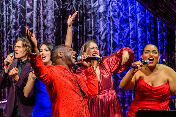 Justin Sargent, Rachel Potter, DeeJay Young, Diana DeGarmo and Piper Jones Photo