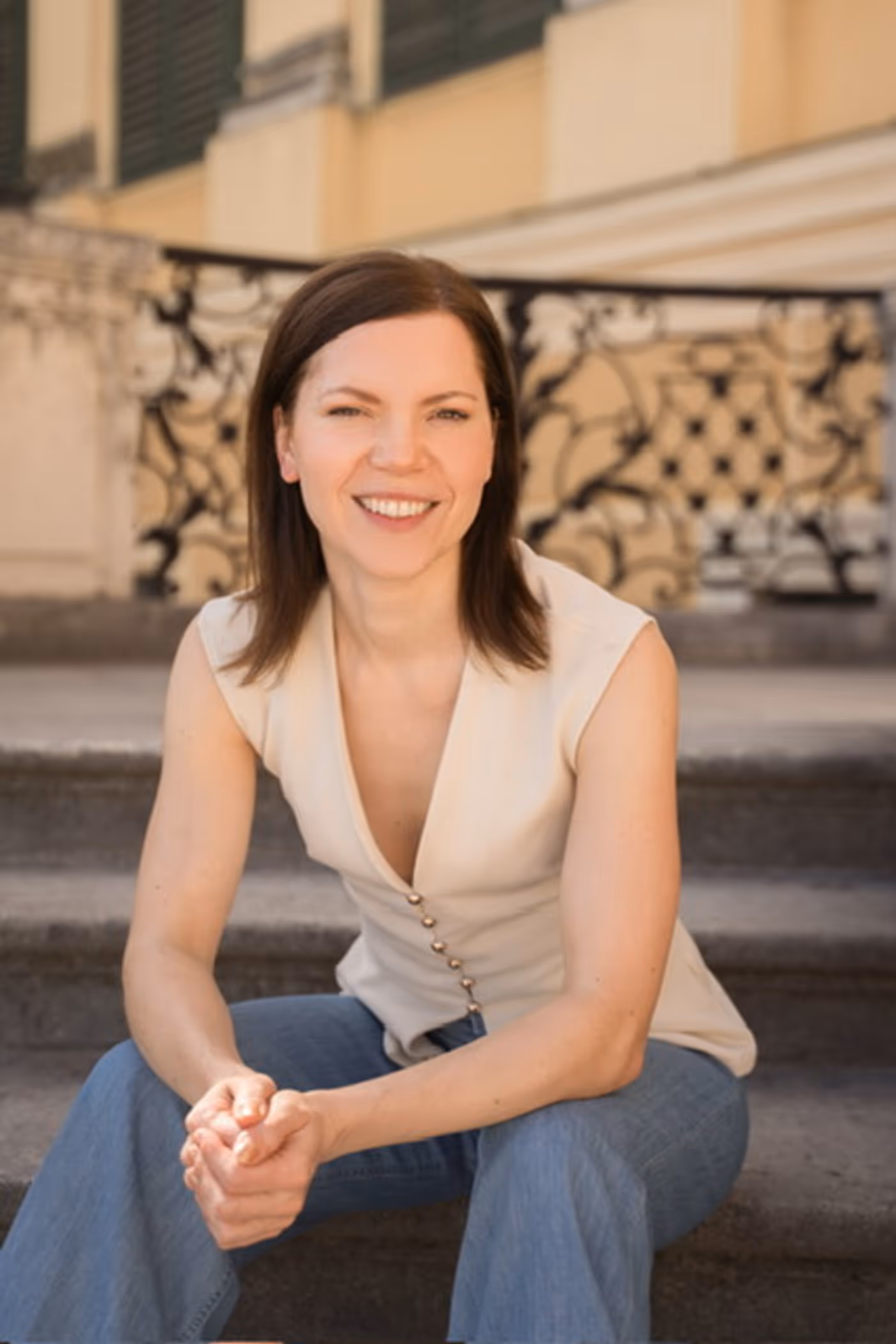 Interview: Lisa Antoni of CHESS IN CONCERT at Musik Und Kongresshalle Lübeck Image