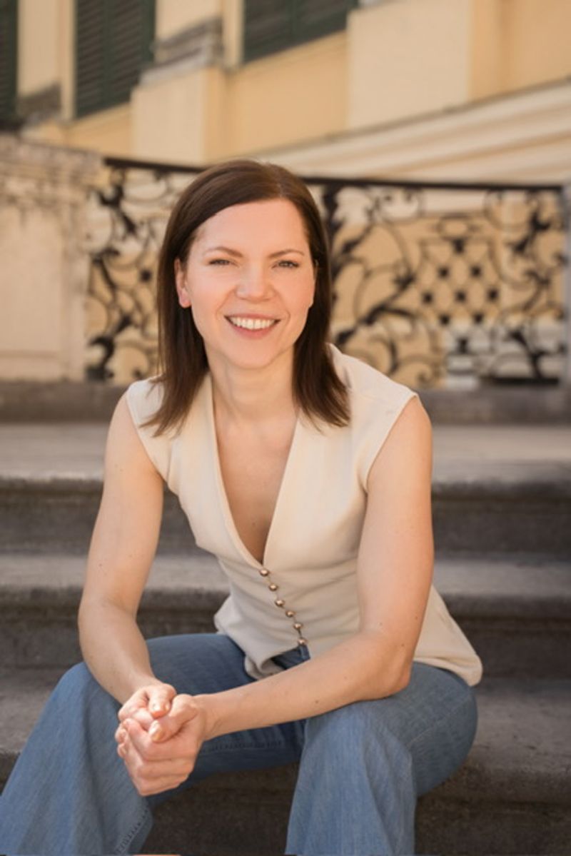 Interview: Lisa Antoni of CHESS IN CONCERT at Musik Und Kongresshalle Lübeck Image