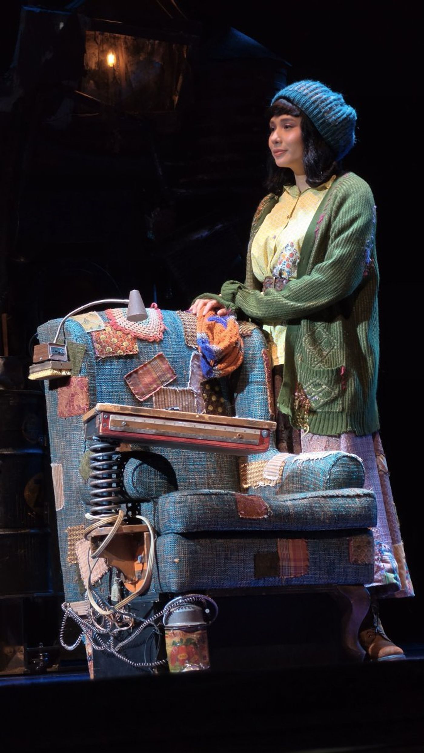 REVIEW: A Visual Display of Magic and Music Shines in CHARLIE AND THE CHOCOLATE FACTORY Image