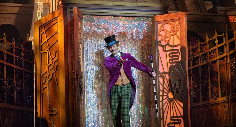 REVIEW: A Visual Display of Magic and Music Shines in CHARLIE AND THE CHOCOLATE FACTORY Image