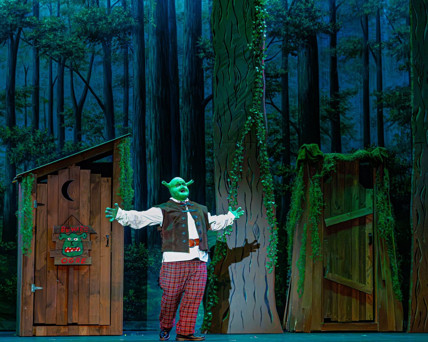 Photos/Video: SHREK: THE MUSICAL at Algonquin Arts Theatre Image