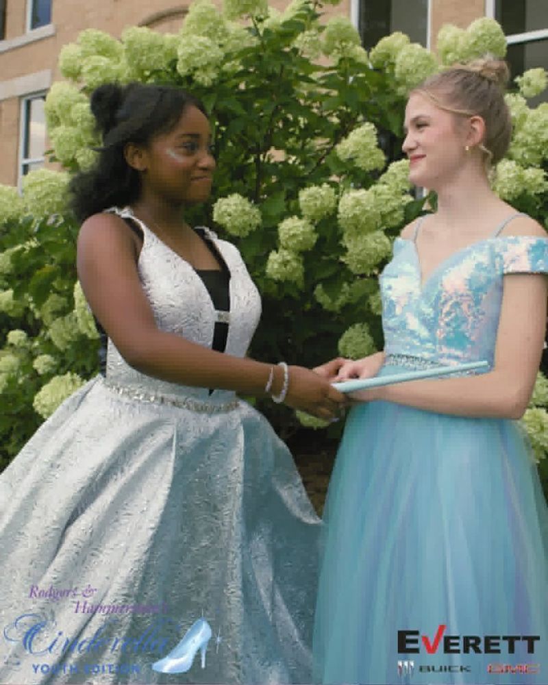 Review: RODGERS & HAMMERSTEIN'S CINDERELLA: YOUTH EDITION at The Royal Theatre Image