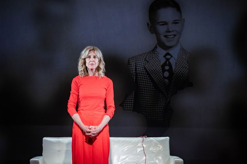 Photos: Christine Lahti in THE SMILE OF HER at the Marylebone Theatre — photo 2 of 11