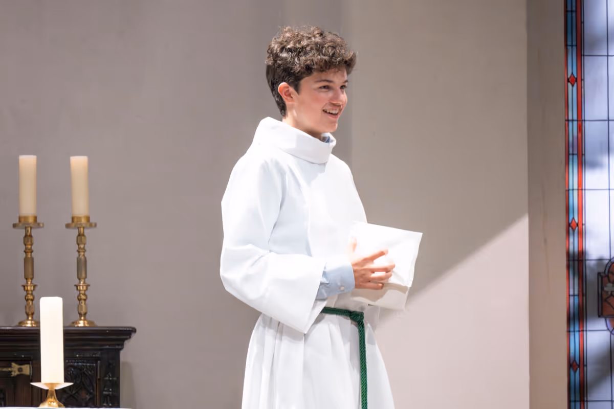 Ivan Howe at Photos: Crystal Finn, Ivan Howe and More in THE SAVIORS at Atlantic Theater Company
