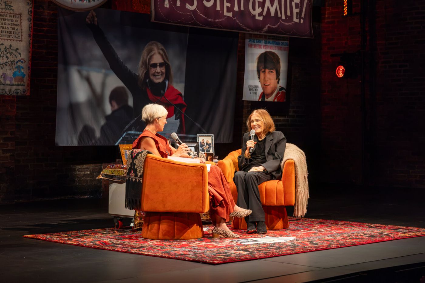 Photos: See YES TO THE UNKNOWN: A NIGHT WITH GLORIA STEINEM Off-Broadway Image