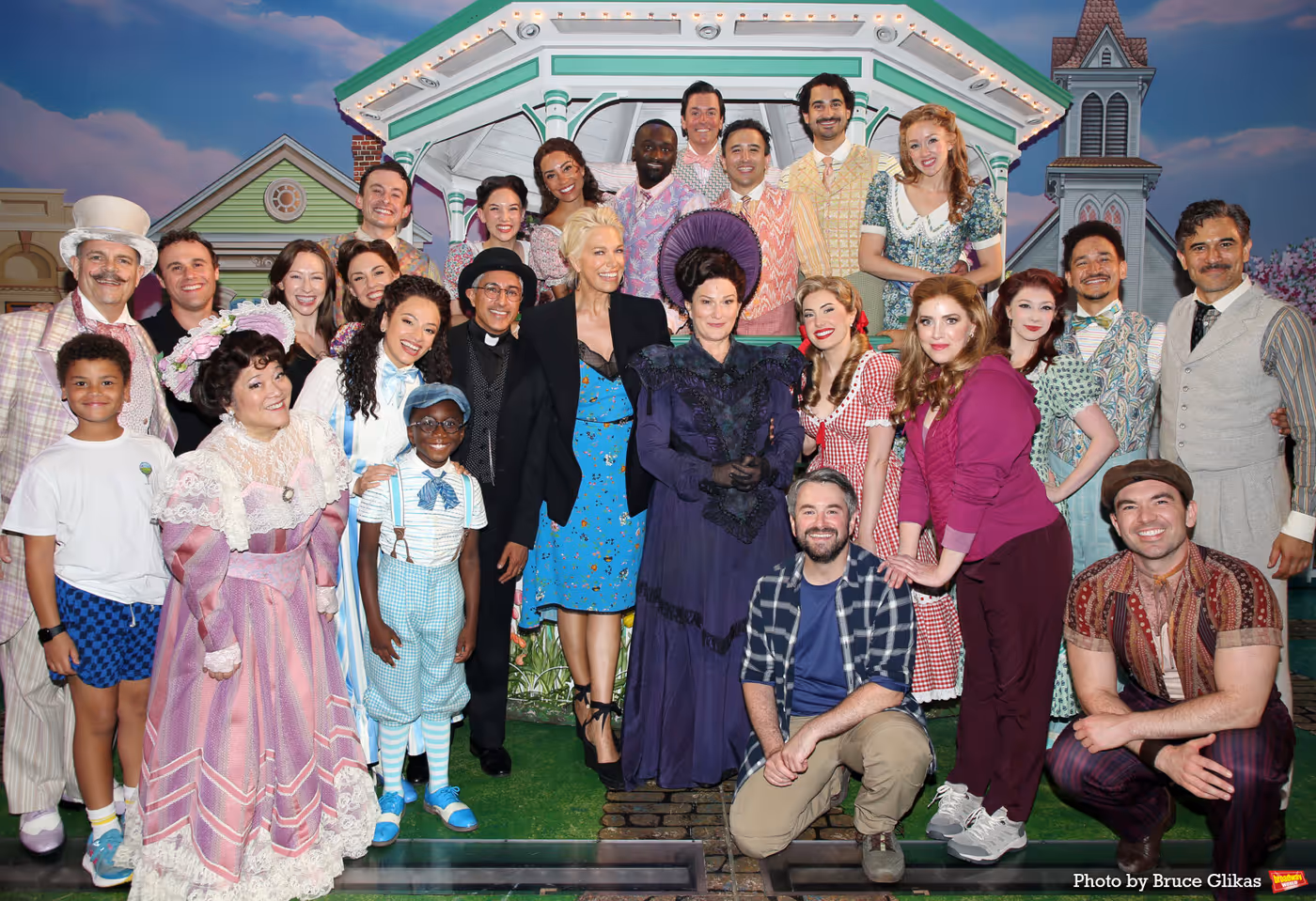 Photos: Hannah Waddingham Visits SCHMIGADOON! on Broadway Image
