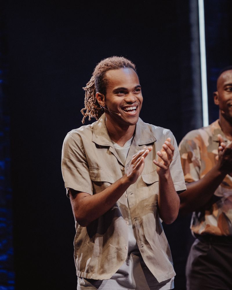 Photos: Brandon Lee Harris Takes First Bow as 'Michael' in MJ on Broadway — photo 1 of 9