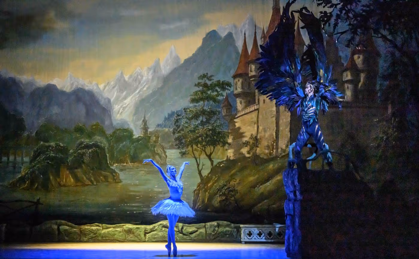 Review: SWAN LAKE, State Ballet of Georgia, London Coliseum Image