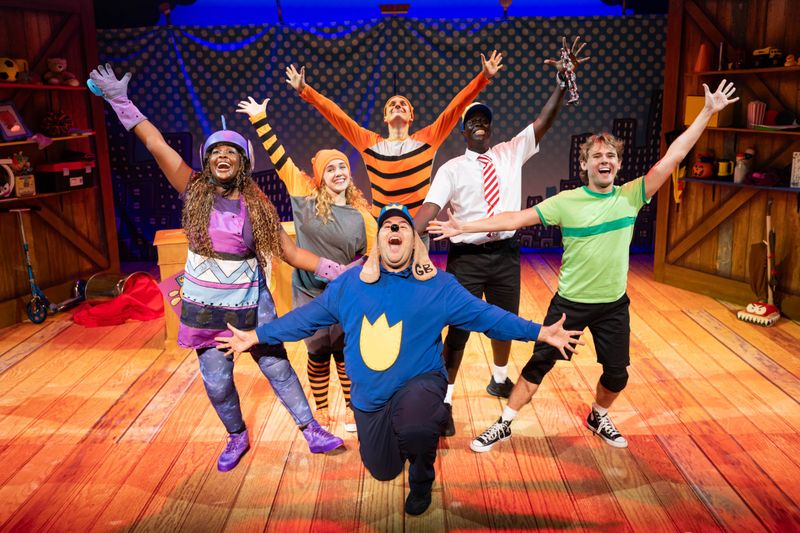 Photos: Renan Teodoro and More in DOG MAN: THE MUSICAL UK Tour — photo 7 of 9