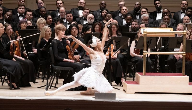 Dr. Michael Fennelly Leads America Celebrates 250 at Carnegie Hall, Bringing Together 250 Artists for an Unforgettable Celebration of America's Musical Heritage Image