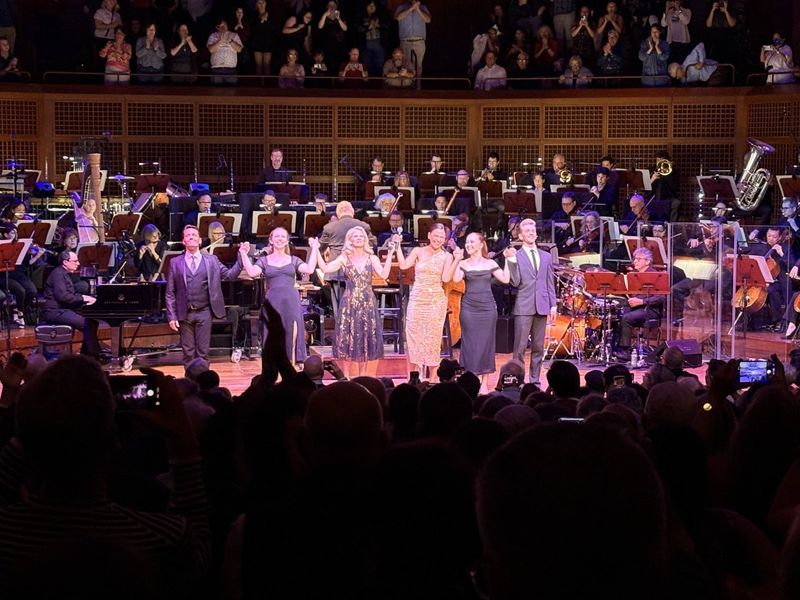 Review: AN EVENING WITH SUTTON FOSTER & KELLI O'HARA at San Francisco Symphony Image