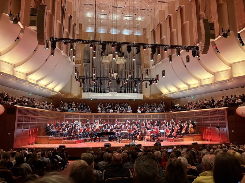 Review: AN EVENING WITH SUTTON FOSTER & KELLI O'HARA at San Francisco Symphony Image
