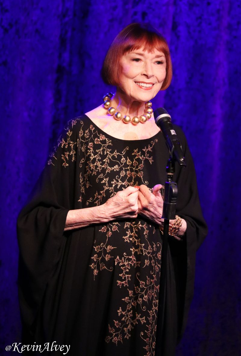 Photos: Karen Akers Brings Paris To Birdland — photo 5 of 18