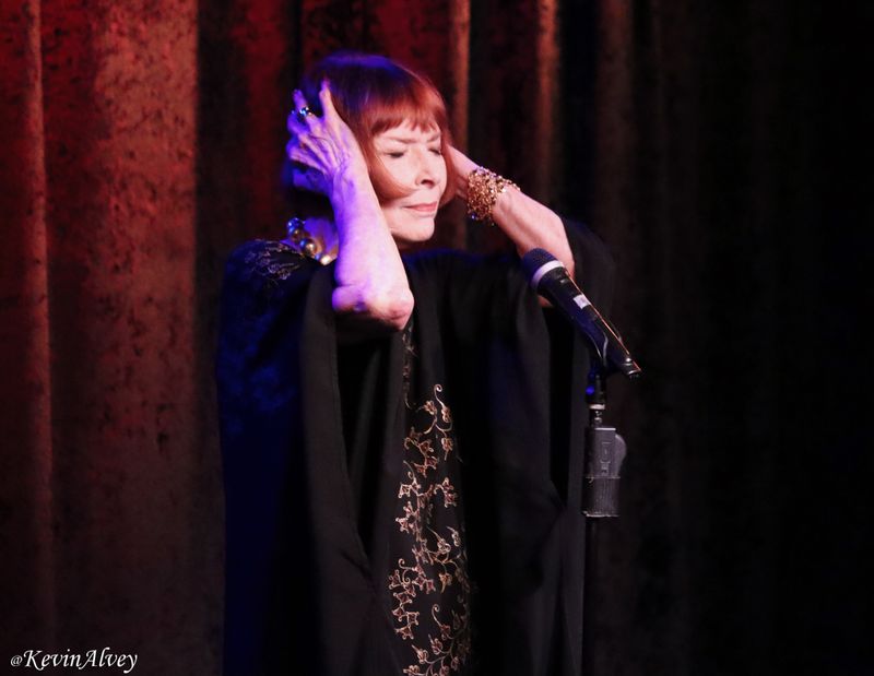 Photos: Karen Akers Brings Paris To Birdland — photo 8 of 18