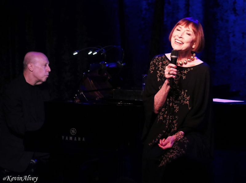 Photos: Karen Akers Brings Paris To Birdland — photo 11 of 18