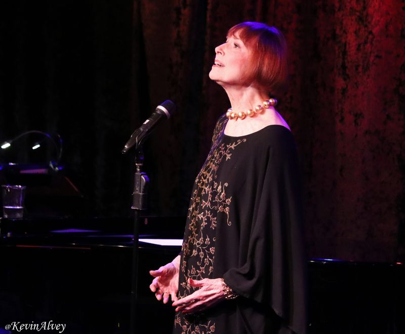 Photos: Karen Akers Brings Paris To Birdland — photo 13 of 18