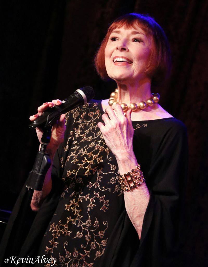 Photos: Karen Akers Brings Paris To Birdland — photo 17 of 18