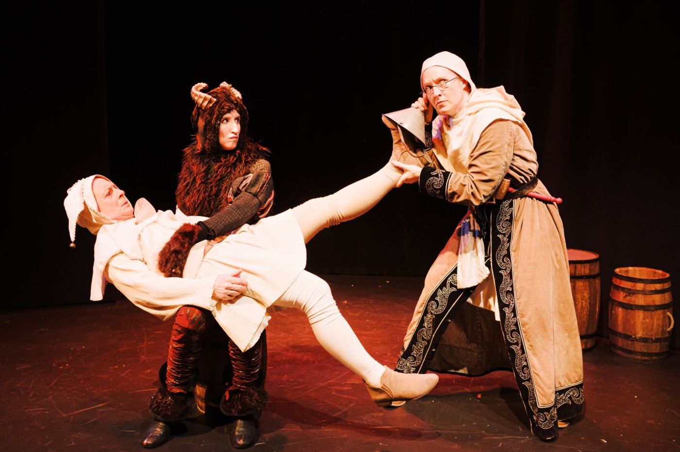 Review: ADRIFT: A MEDIEVAL WAYWARD FOLLY by Happenstance Theatre Image