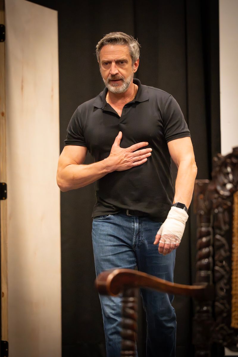 Photos: Raúl Esparza, Lily Rabe and More in Rehearsals for THE WINTER'S TALE — photo 3 of 17