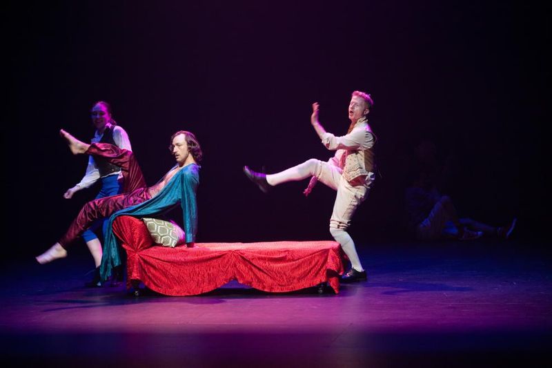 Review: TWELFTH NIGHT at Shakespeare Theatre Company Academy Image