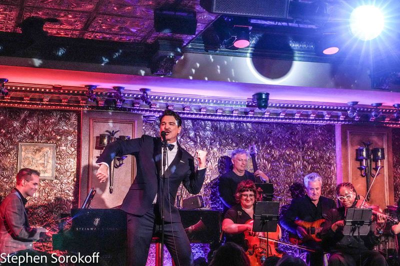 PHOTOS: Paulo Szot Returns to 54 Below with a Magical & Charming New Show — photo 8 of 14