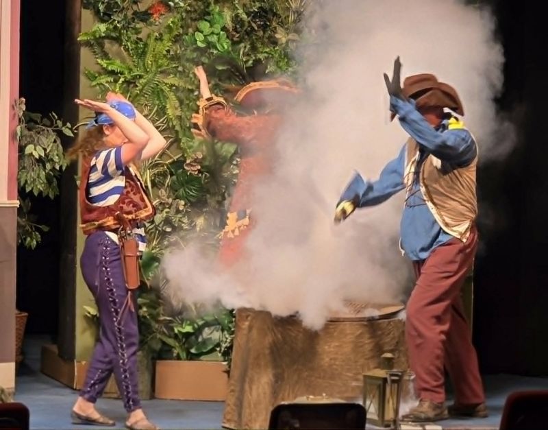 Review: PETER PAN GOES WRONG at Searcy Summer Dinner Theatre Image