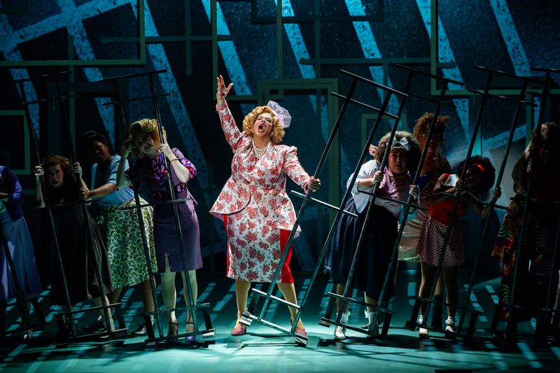 Photos/Video: HAIRSPRAY At Cape Playhouse — photo 7 of 14