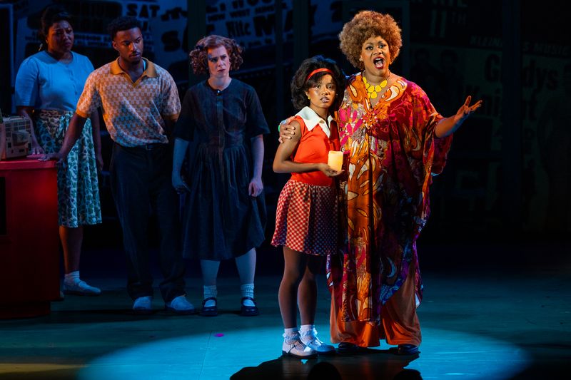 Photos/Video: HAIRSPRAY At Cape Playhouse — photo 8 of 14