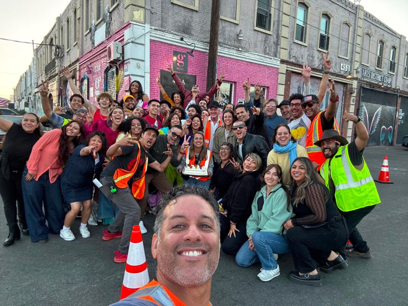 Luis Salgado: Entre los Jimmy Awards y la televisión, el arte de construir puentes con propósito Image