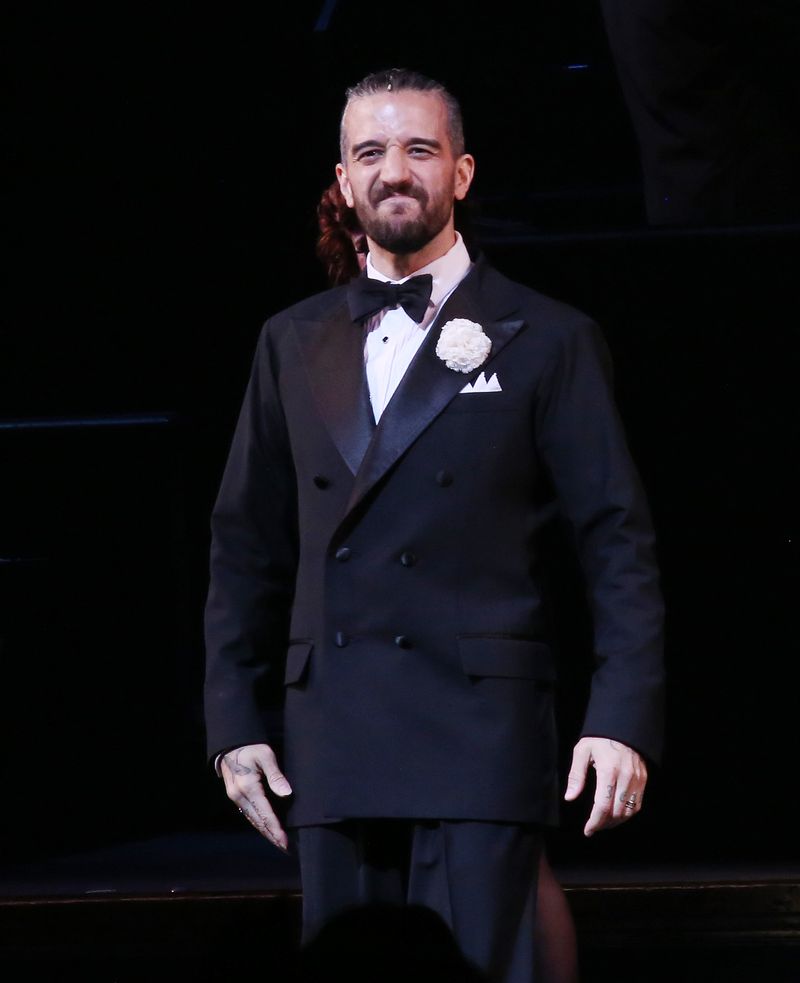 Photos: Derek Hough Visits Mark Ballas For His Return to CHICAGO on Broadway — photo 8 of 38