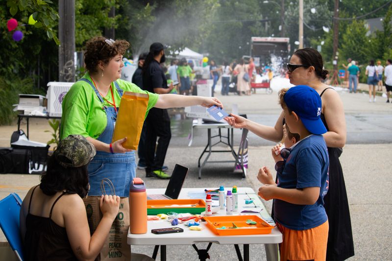 Photos: FRINGEPVD Returns to Providence's Valley Arts District for 13th Annual Festival — photo 16 of 17