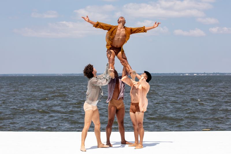 Photos/Video: Fire Island Dance Festival Raises Record 6,018 for Dancers Responding to AIDS — photo 8 of 26